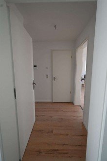 Eingangst�r Walld�rn: 2 Raum Penthouse Wohnung mit traumhaftem Fernblick in Waldrandlage