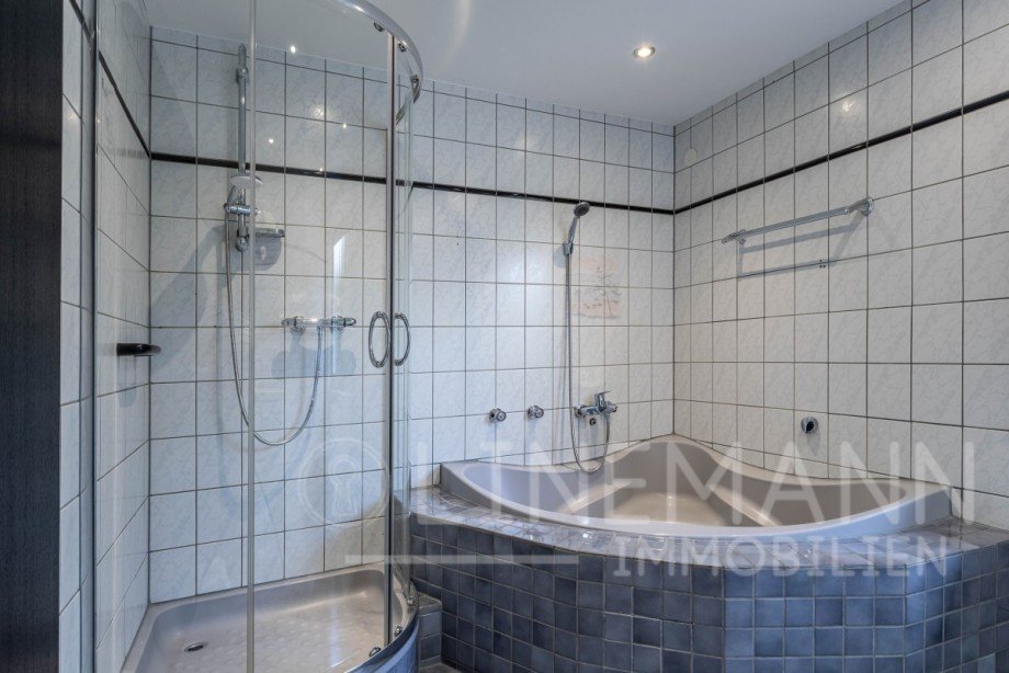 EG-Badezimmer-2 Mehrfamilienhaus Hardheim