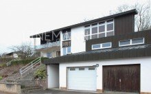 4-Haus-1 Wohnhaus, Einliegerwohnung & Doppelgaragen auf zwei Grundst�cken