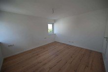 Schlafzimmer 02 Walld�rn: 2 Raum Penthouse Wohnung mit traumhaftem Fernblick in Waldrandlage