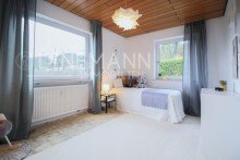 16-Zimmer2-1-1 Wohnhaus, Einliegerwohnung & Doppelgaragen auf zwei Grundst�cken